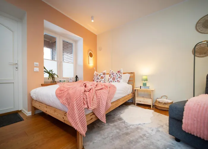 Quiet Nature Studio in Lahemaa, Garden, Terrace&pet friendly Apartment Kolga